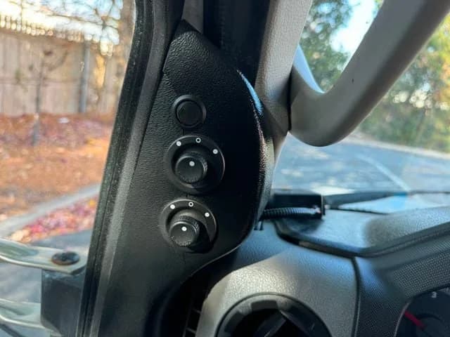 2017 Ford E450 ADA Shuttle Bus - Image 33