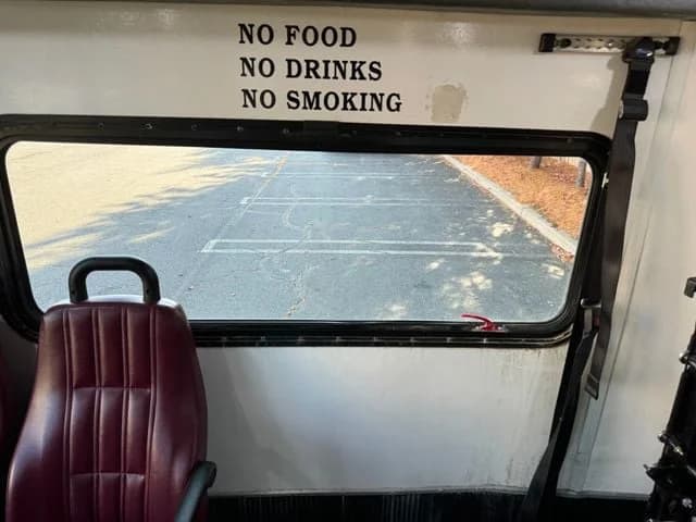 2017 Ford E450 ADA Shuttle Bus - Image 37