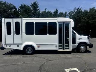 2014 Ford E350 bus
