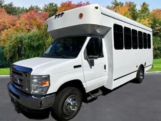 2014 Ford E450 bus