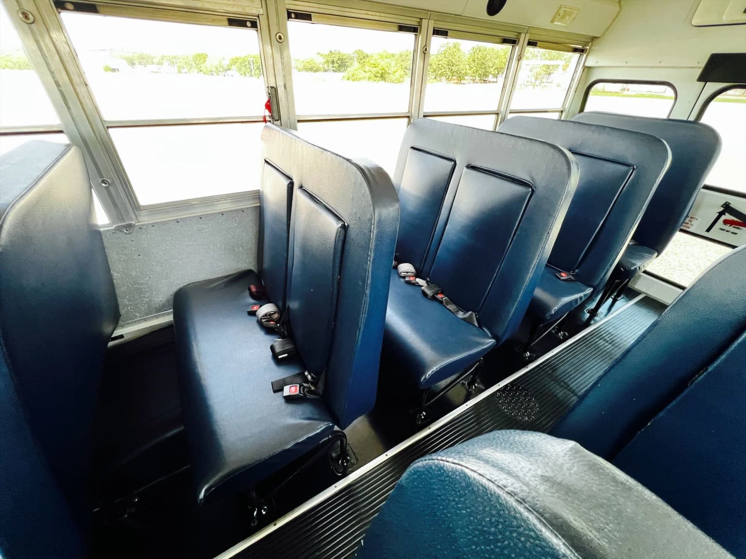 2015 Blue Bird AAFE Transit Bus - Image 8