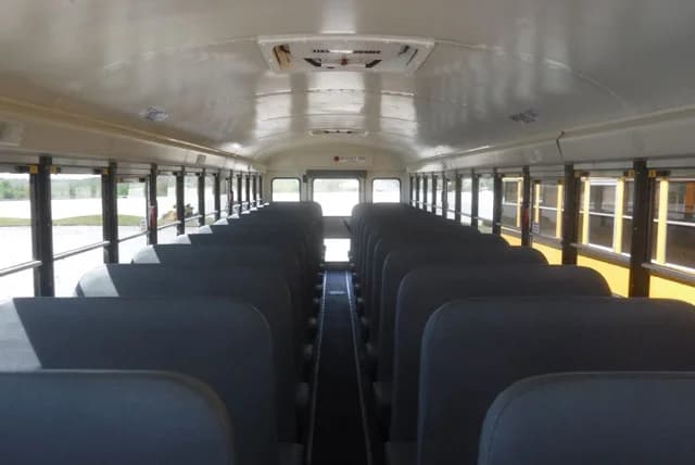 2020 International IC CE School Bus - Image 5