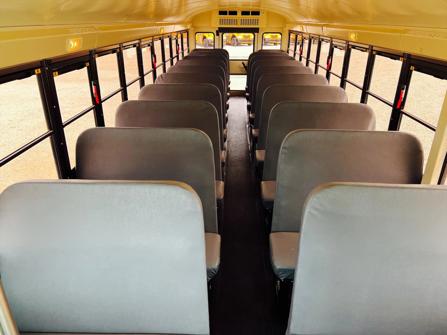 2018 International IC CE Activity Bus - Image 6