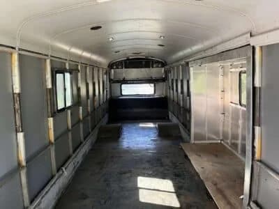 2007 Thomas Saf-T-Liner RE Skoolie - Image 7