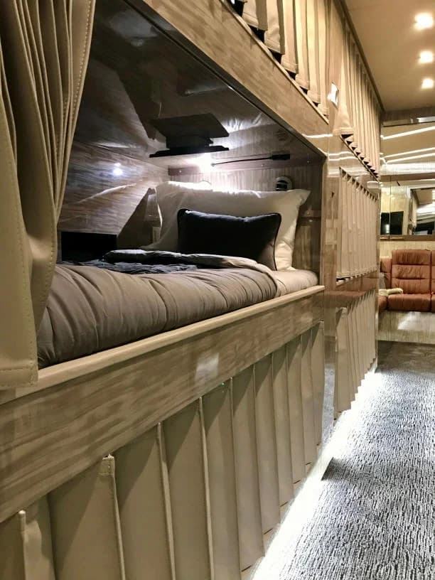 2021 Prevost X3 Entertainer Motorcoach - Image 7