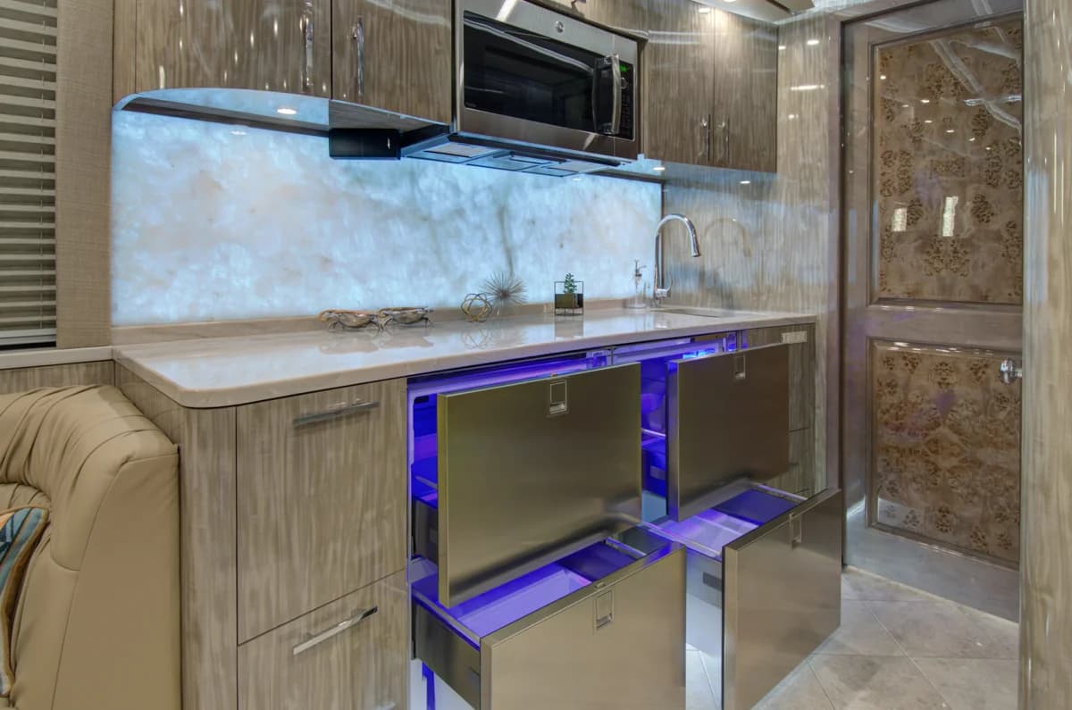 2019 Prevost X3 Star Motorcoach - Image 8