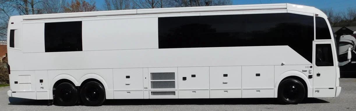 2012 Prevost H3-45 Motorcoach - Image 6