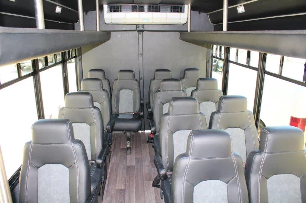 2020 Ford Transit T350 Shuttle Bus - Image 4