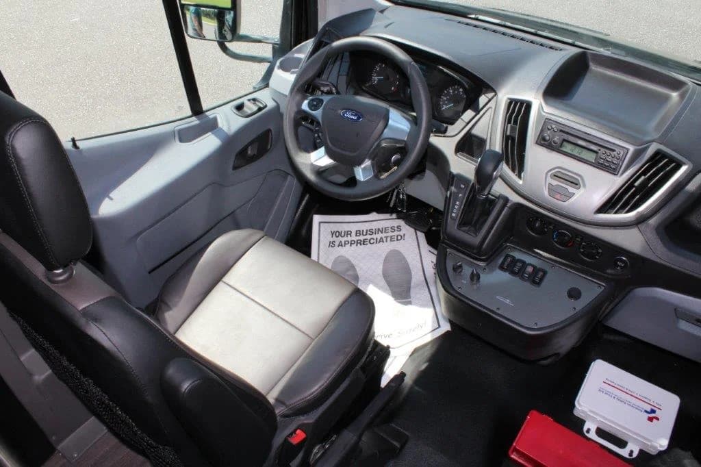 2020 Ford Transit T350 Shuttle Bus - Image 7