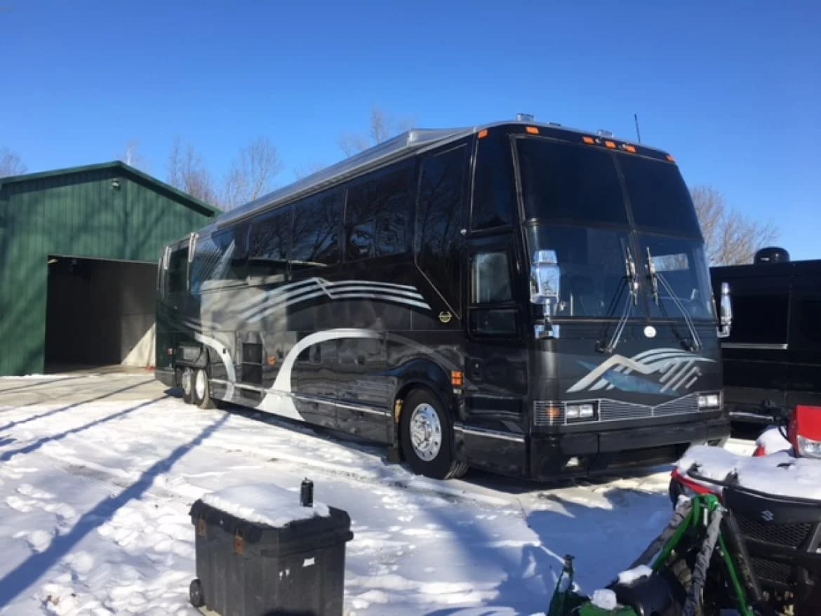 2000 Prevost Matharon Motorcoach - Image 5