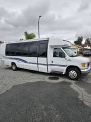 2006 Ford E450 bus