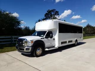 2015 Ford F550 bus