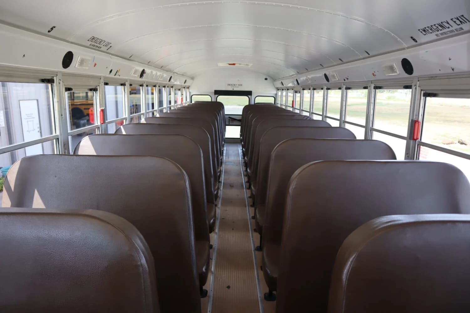 2019 Blue Bird Vision School Bus - Image 4