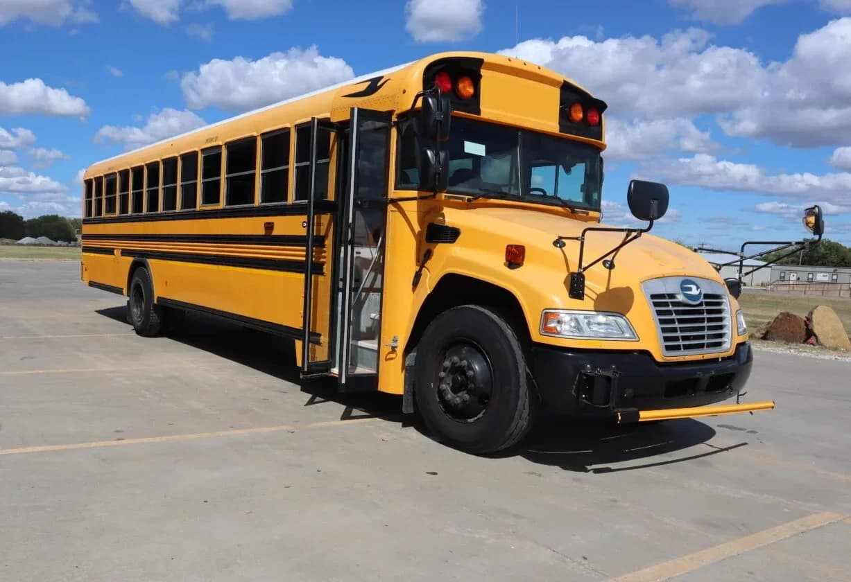 2019 Blue Bird Vision School Bus - Image 1