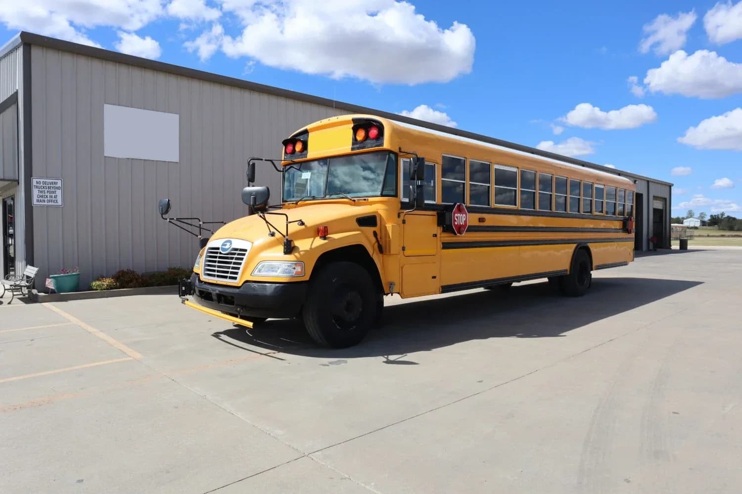 2019 Blue Bird Vision School Bus - Image 2