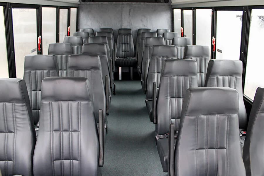 2025 Ford E450 Girardin Shuttle Bus - Image 6