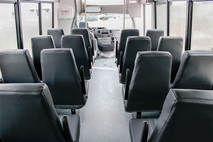2025 Ford E450 Girardin Shuttle Bus - Image 7
