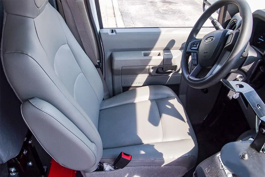 2025 Ford E350 MFSAB Activity Bus - Image 6
