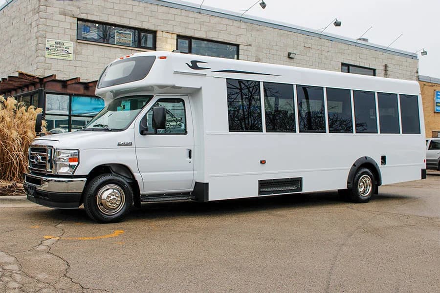 2024 Ford E450 Girardin Shuttle Bus - Image 2