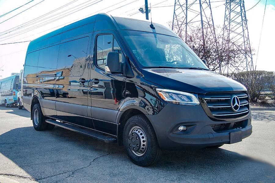 2022 Mercedes 3500 XD Passenger Van - Image 1
