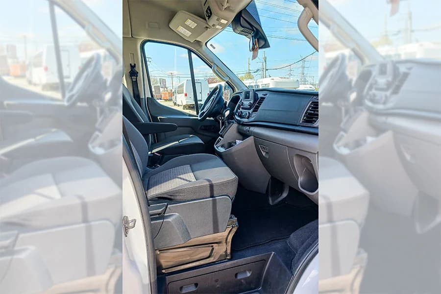 2021 Ford Transit Passenger Van - Image 6
