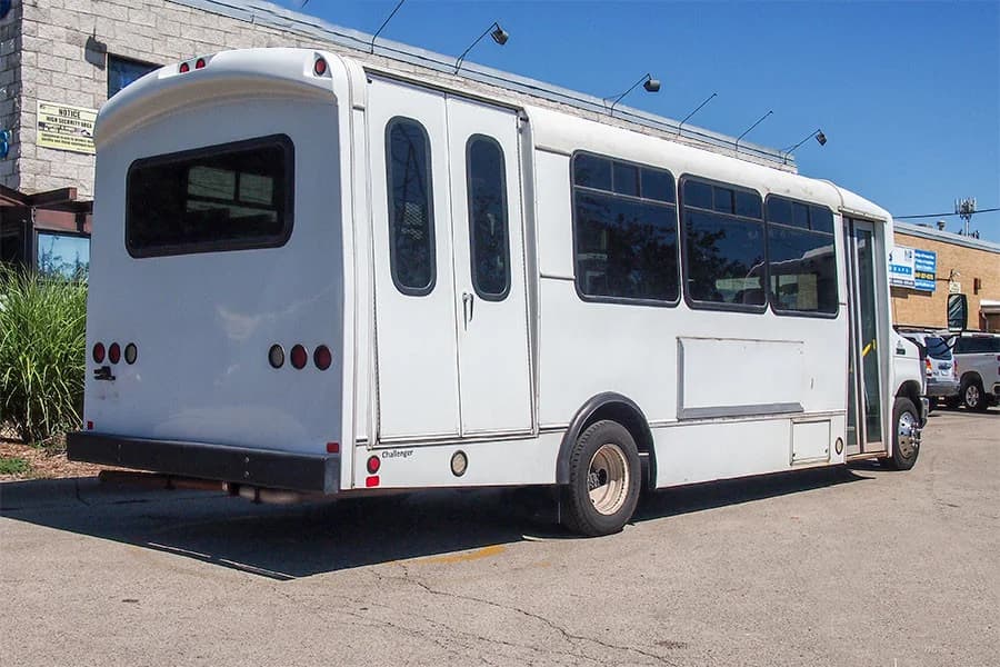 2017 Ford E450 ADA Shuttle Bus - Image 3