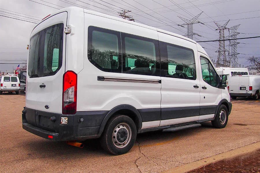 2015 Ford Transit Passenger Van - Image 3
