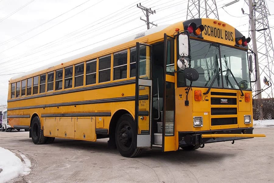 2011 Thomas Saf-T-Liner FE School Bus - Image 3