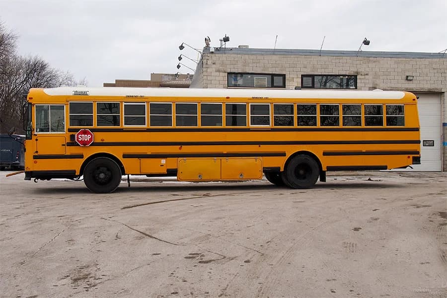 2011 Thomas Saf-T-Liner FE School Bus - Image 4