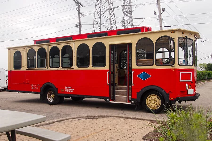 2005 Hometown Villager ADA Trolley - Image 4