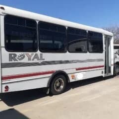 2014 Chevrolet Minibus - Image 13