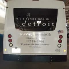 2014 Chevrolet Minibus - Image 3