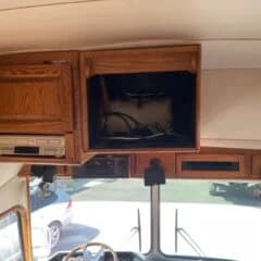 1967 Eagle Bus - Image 10