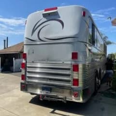 1967 Eagle Bus - Image 13