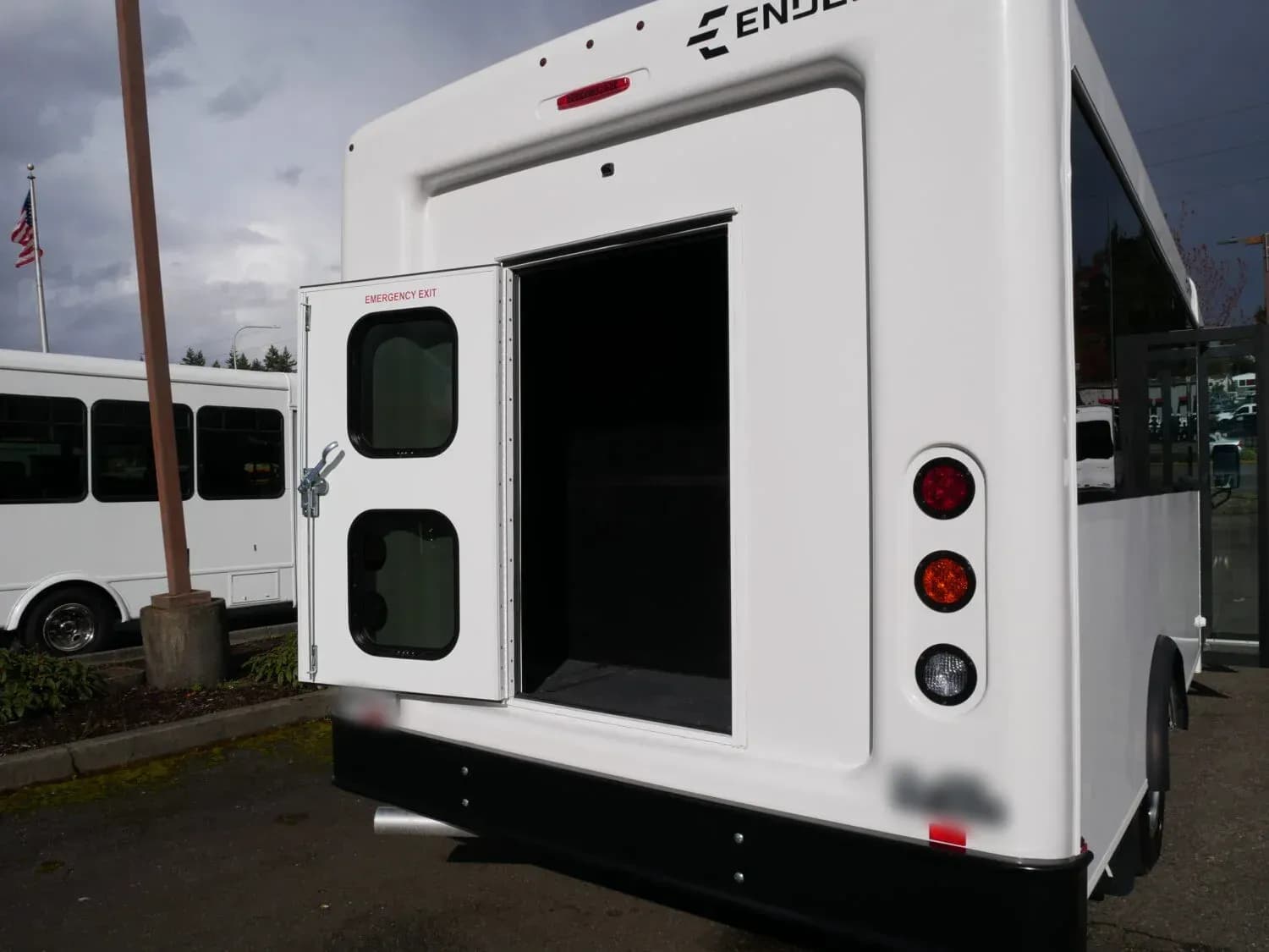 2024 Ford Endera Shuttle Bus - Image 5