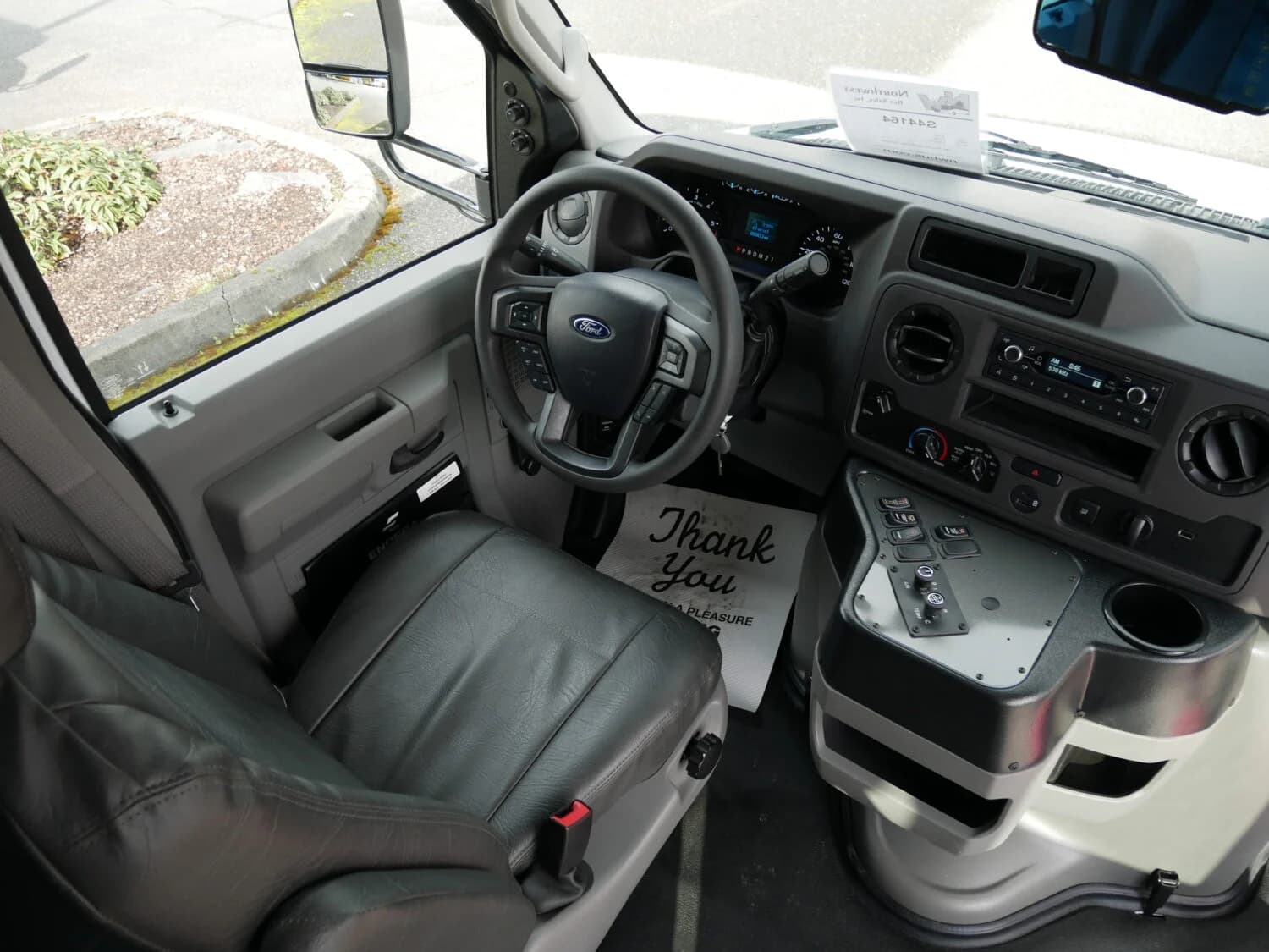 2024 Ford Endera Shuttle Bus - Image 6