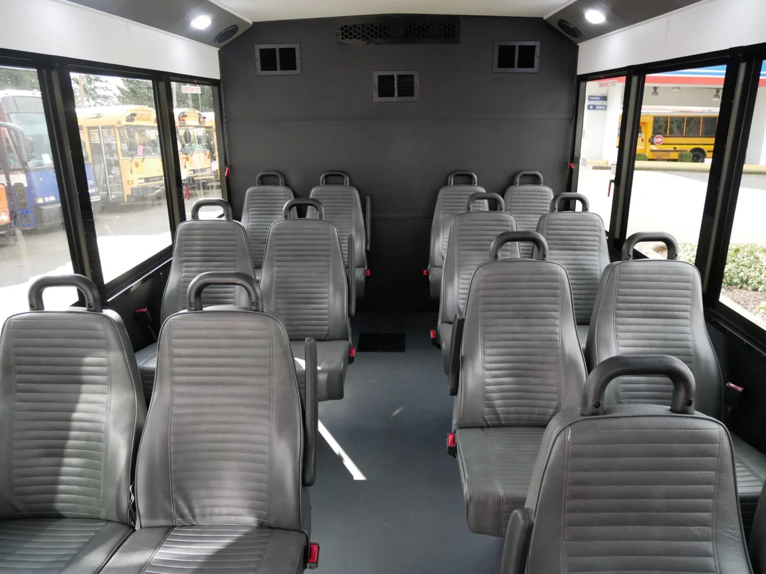 2024 Ford Endera Shuttle Bus - Image 7