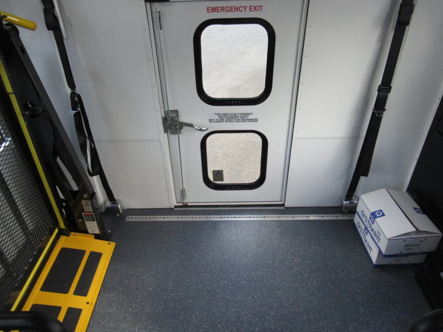 2024 Ford Endera Shuttle Bus - Image 9