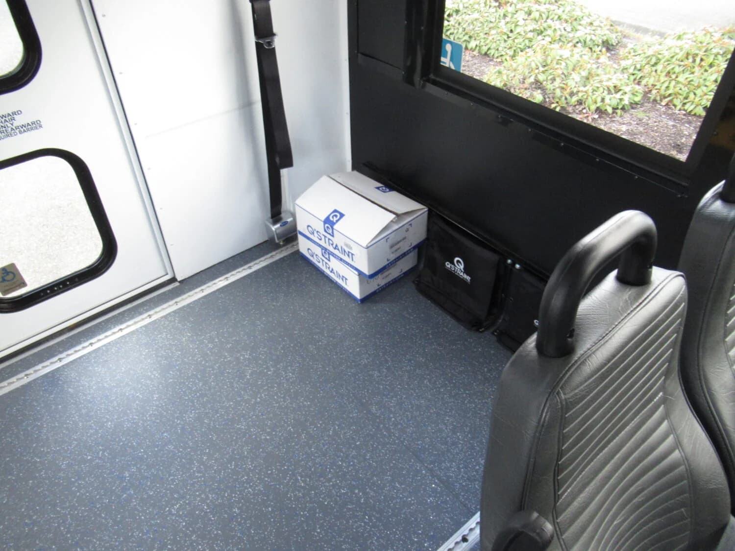 2024 Ford Endera Shuttle Bus - Image 10