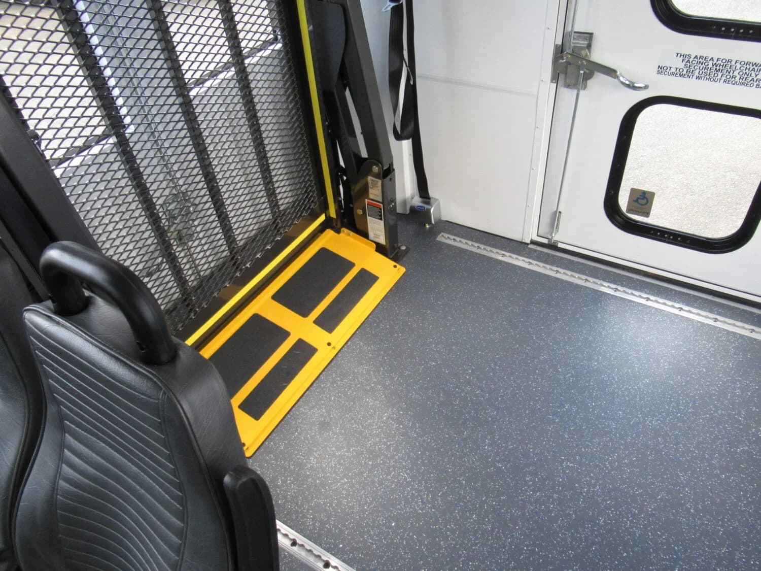 2024 Ford Endera Shuttle Bus - Image 8