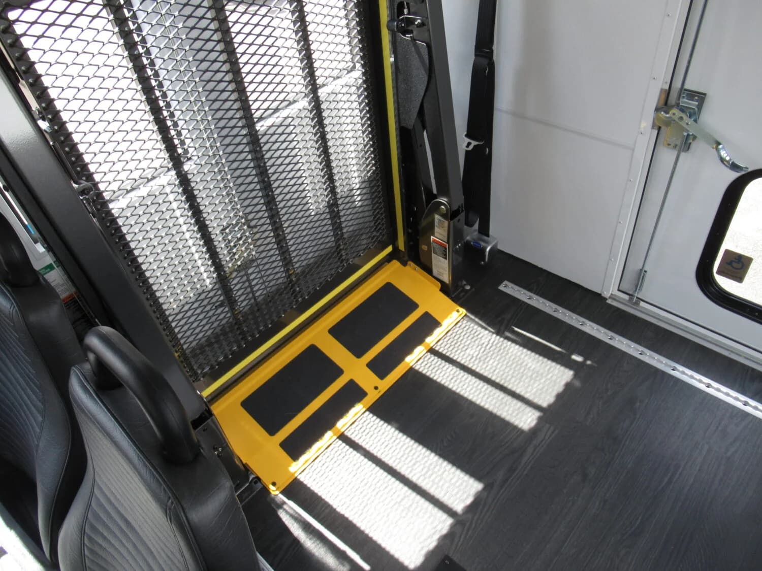 2024 Ford Endera Shuttle Bus - Image 5