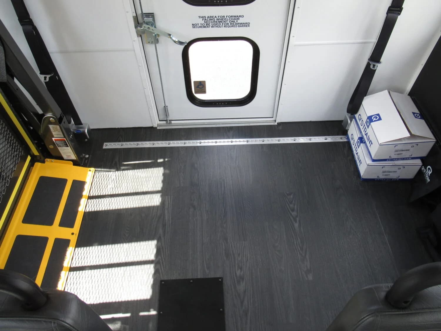 2024 Ford Endera Shuttle Bus - Image 10