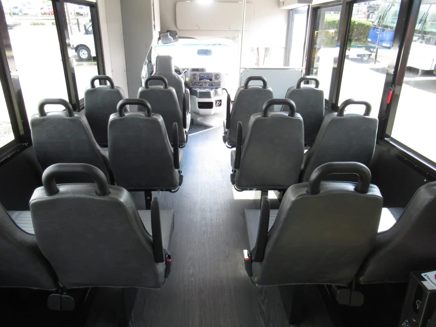 2024 Ford Endera Shuttle Bus - Image 7