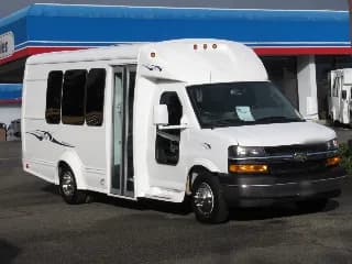 2024 Chevrolet Starcraft bus