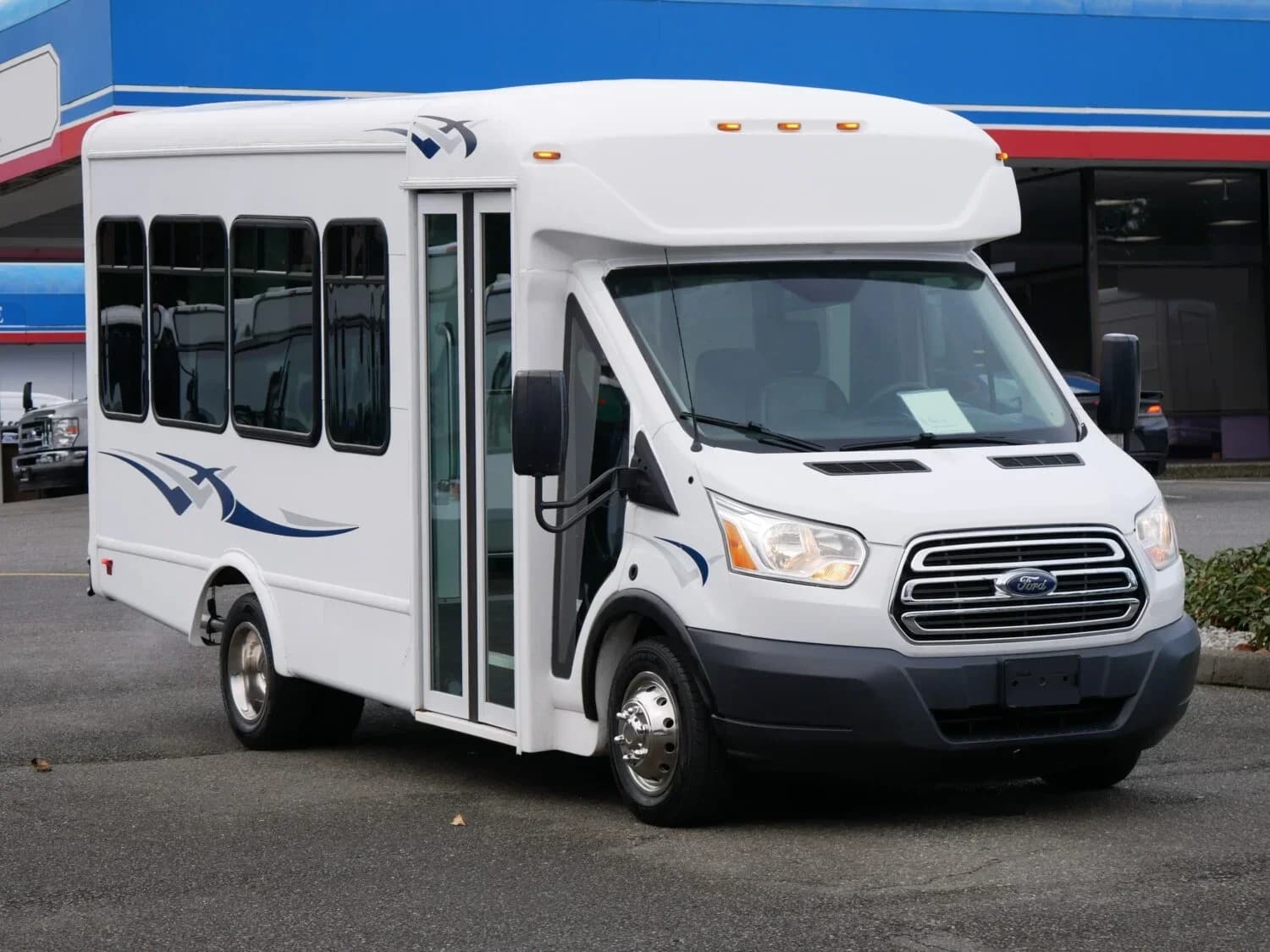 2016 Ford Transit Starlite Non CDL Shuttle Bus - Image 1