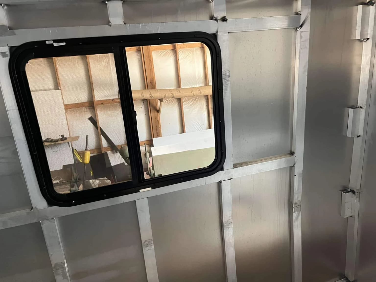 2007 Thomas RE Safety Liner Motorcoach - Image 6