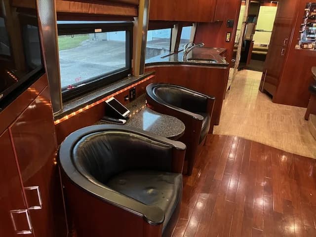 2006 Prevost XLII Motorcoach Conversion - Image 17