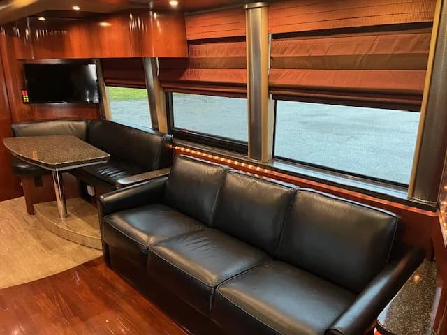 2006 Prevost XLII Motorcoach Conversion - Image 18
