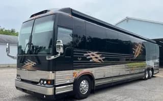 2006 Prevost (NFI) XLII bus