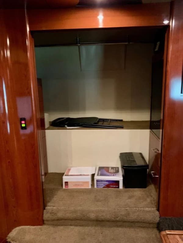 2006 Prevost XLII Motorcoach Conversion - Image 38